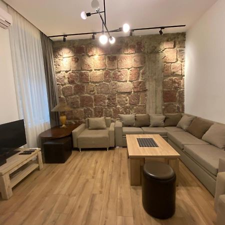 Nice Loft On Uznadze Street Tiflis Dış mekan fotoğraf